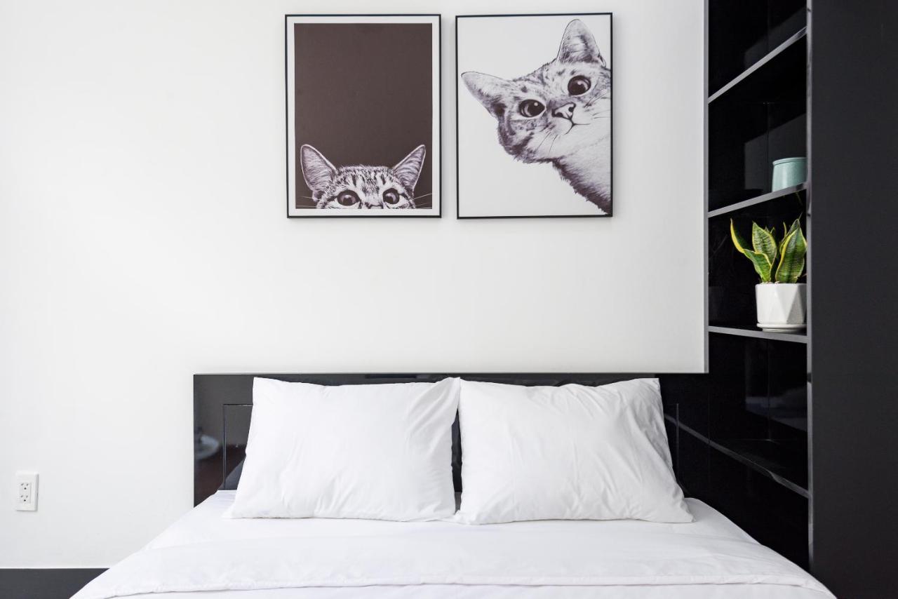 Cozrum Homes The Gallery Residence Ho Chi Minh City Exterior photo